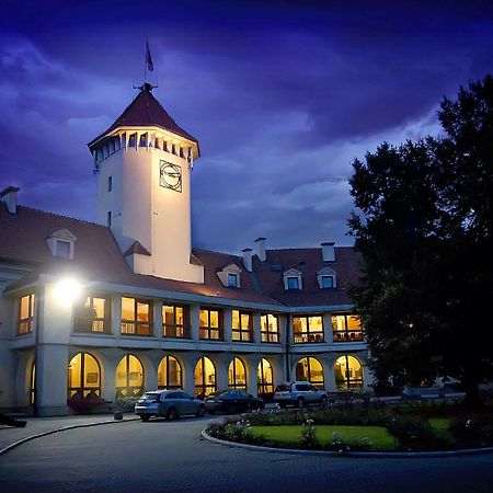 Hotel Zamek Pultusk Dom Polonii Luaran gambar