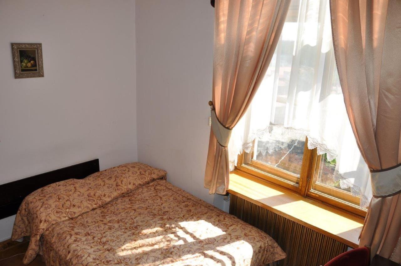 Hotel Zamek Pultusk Dom Polonii Luaran gambar